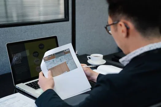 Korean business owner preparing business certificate and company digital certificate for Work24 login
